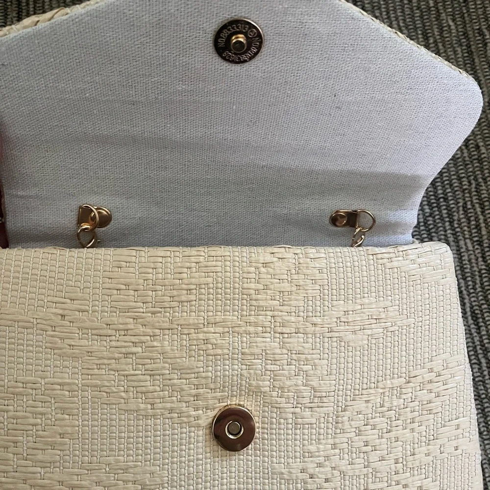 Tommy Bahama Cream Bamboo-Handle Women’s Handbag